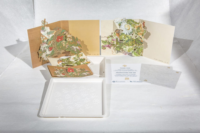 故宮花卉立體卡片 (圖片提供/ 半隻羊立體書工作室)